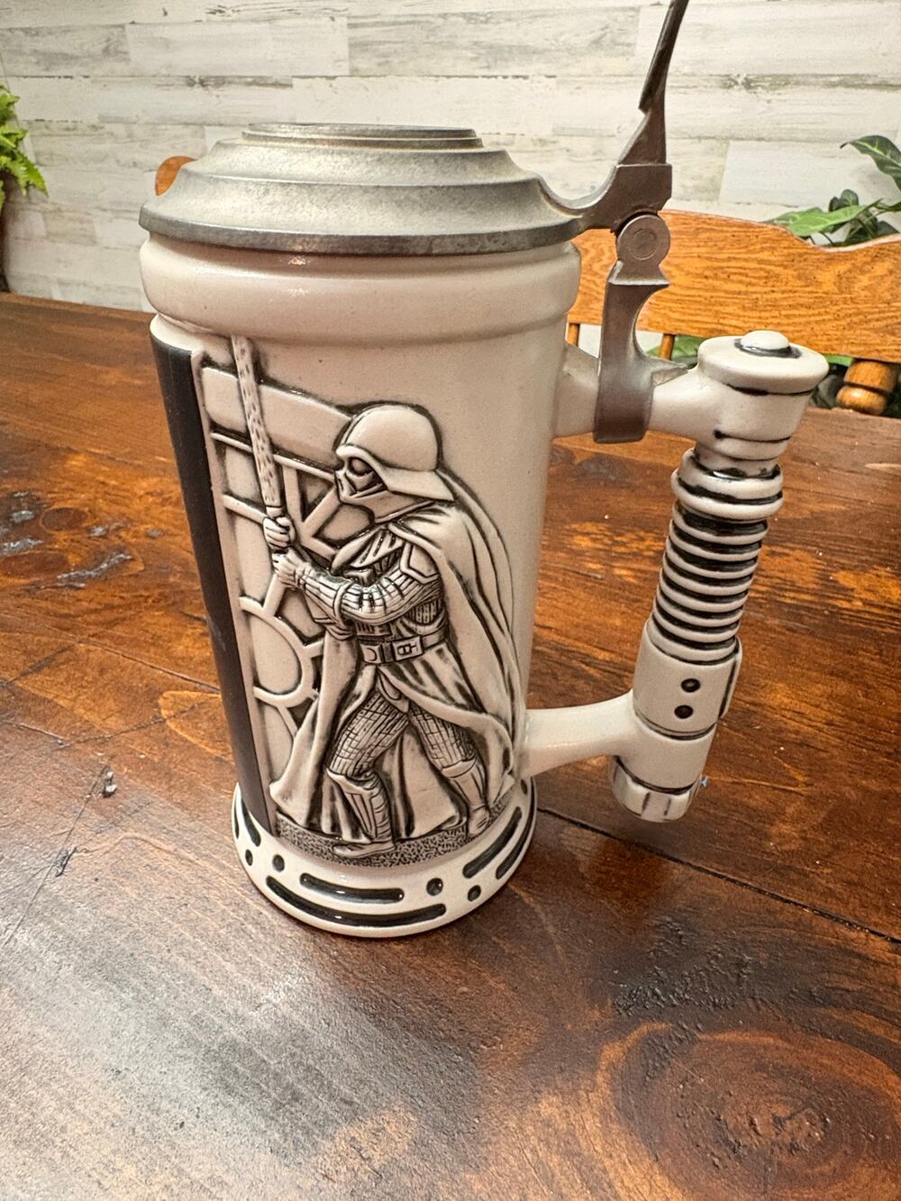 Star Wars 1998 Special Edition Drew Struzan Ceramic Stein CUI Ceramarte #36546